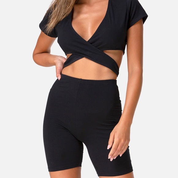 Urban Outfitters Crop Top - Picture 1 of 3